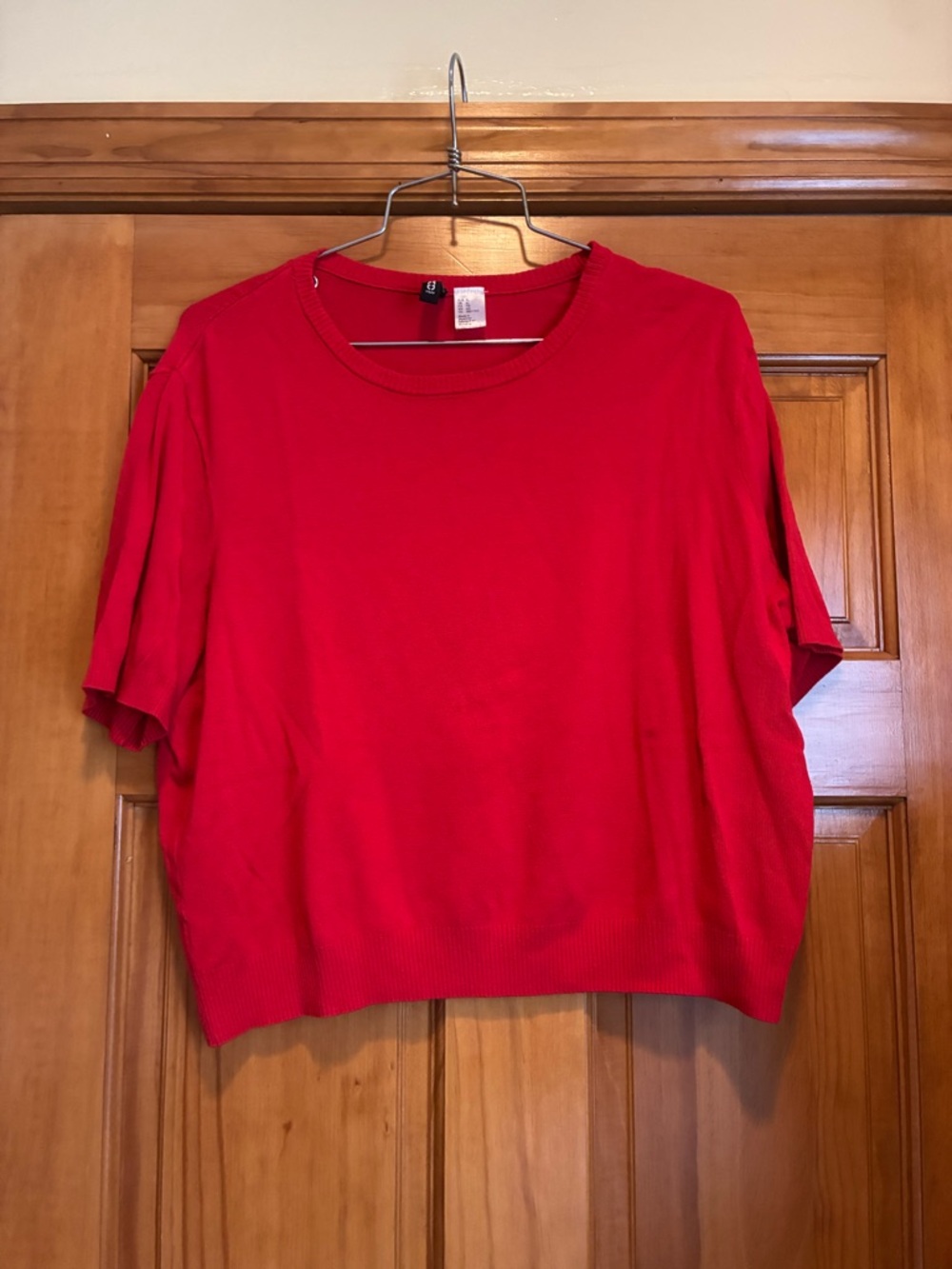 H&M Red Crew Neck Short Sleeve Sweater